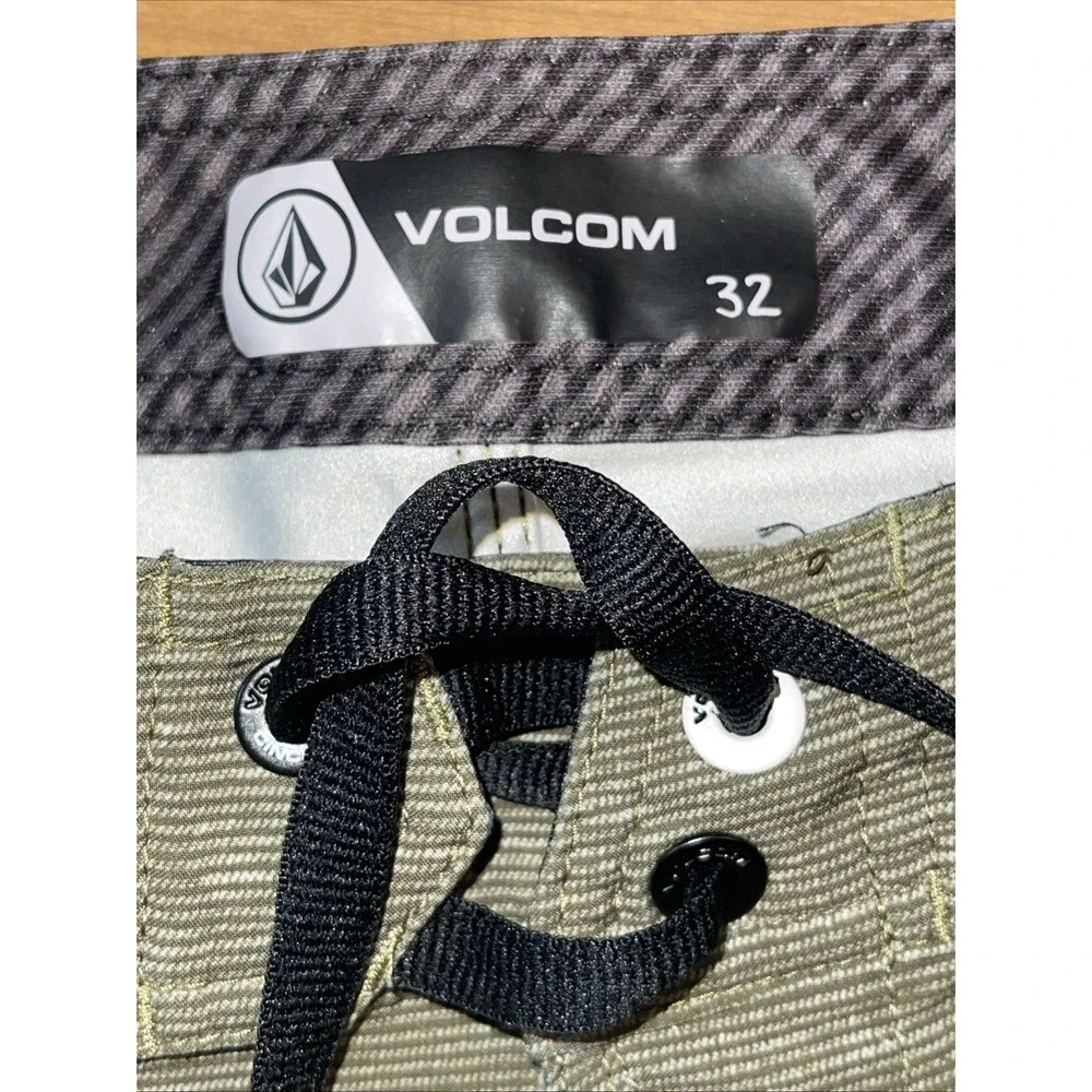 Volcom Swim Trunks Men 32 Green Stripes